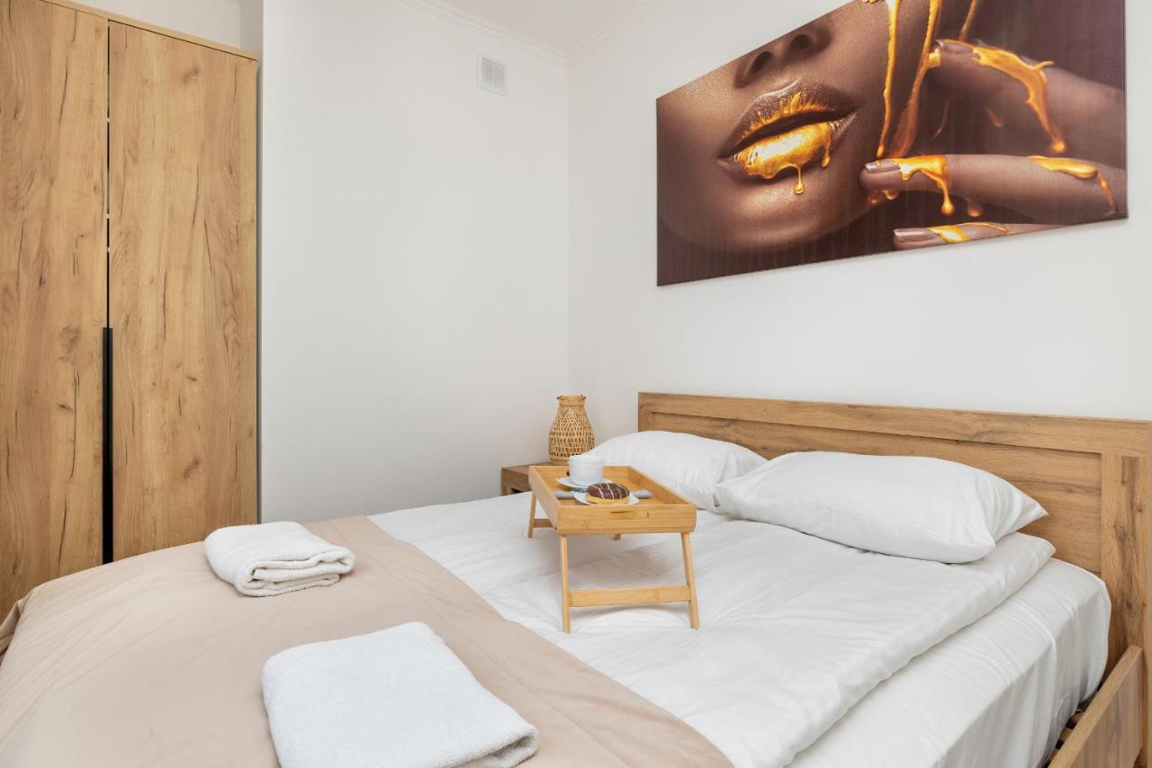 Beautiful One Bedroom Apartment Zamkowa By Rent Like Home Gdańsk Eksteriør bilde