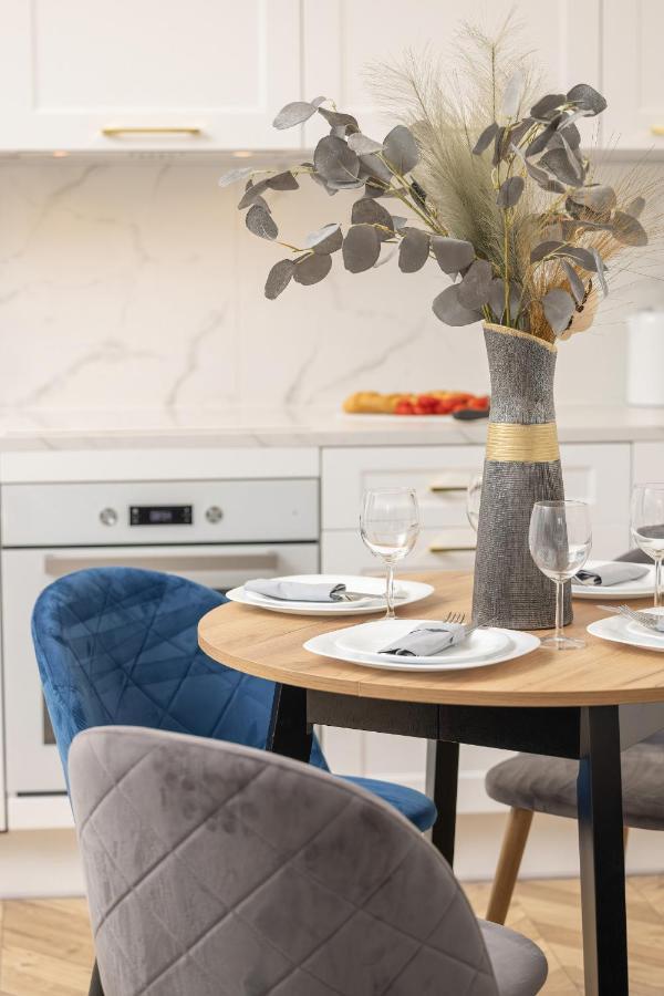 Beautiful One Bedroom Apartment Zamkowa By Rent Like Home Gdańsk Eksteriør bilde